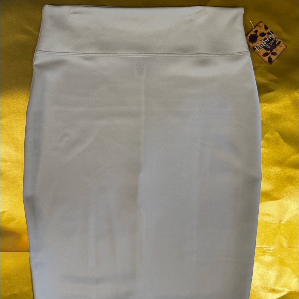 Hybrid & Company White Pencil Skirt Knee-Length Work